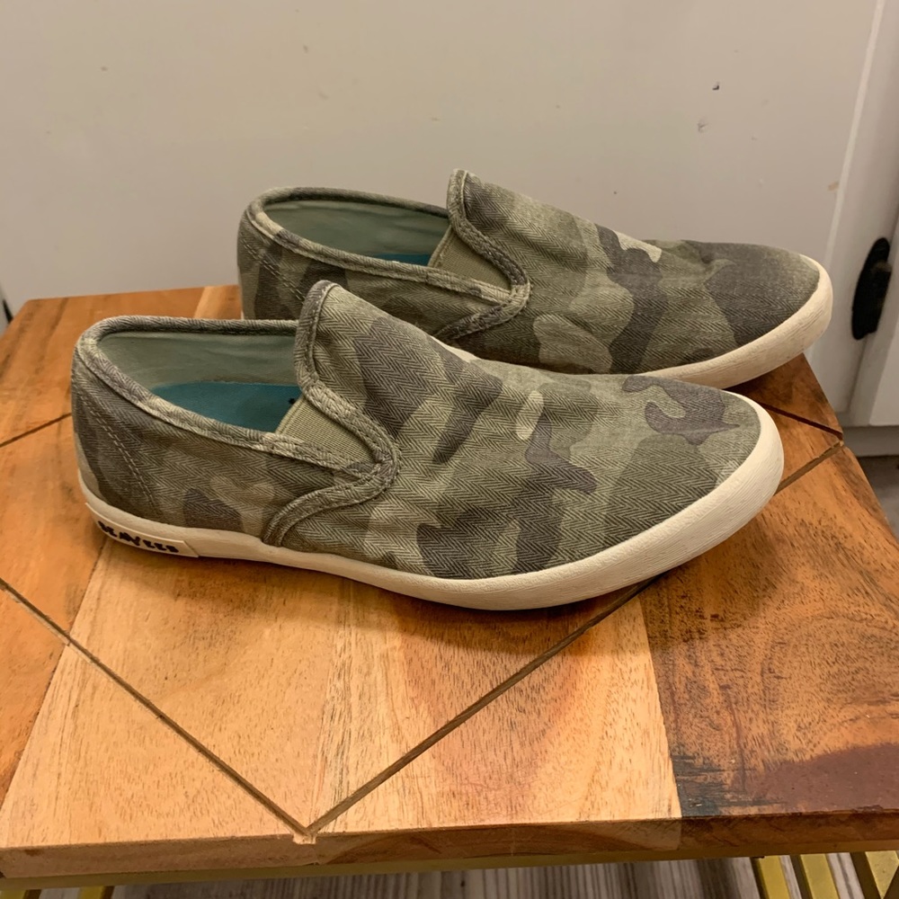 Women’s Baja Slip on Saltwater Herringbone Twill